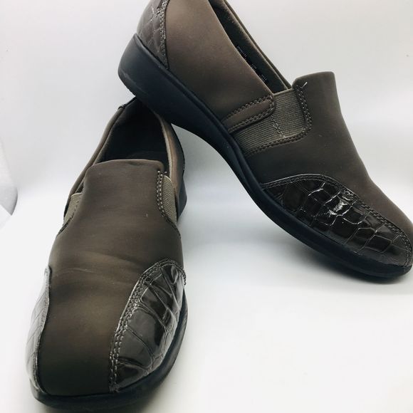 clarks womens shoes size 11